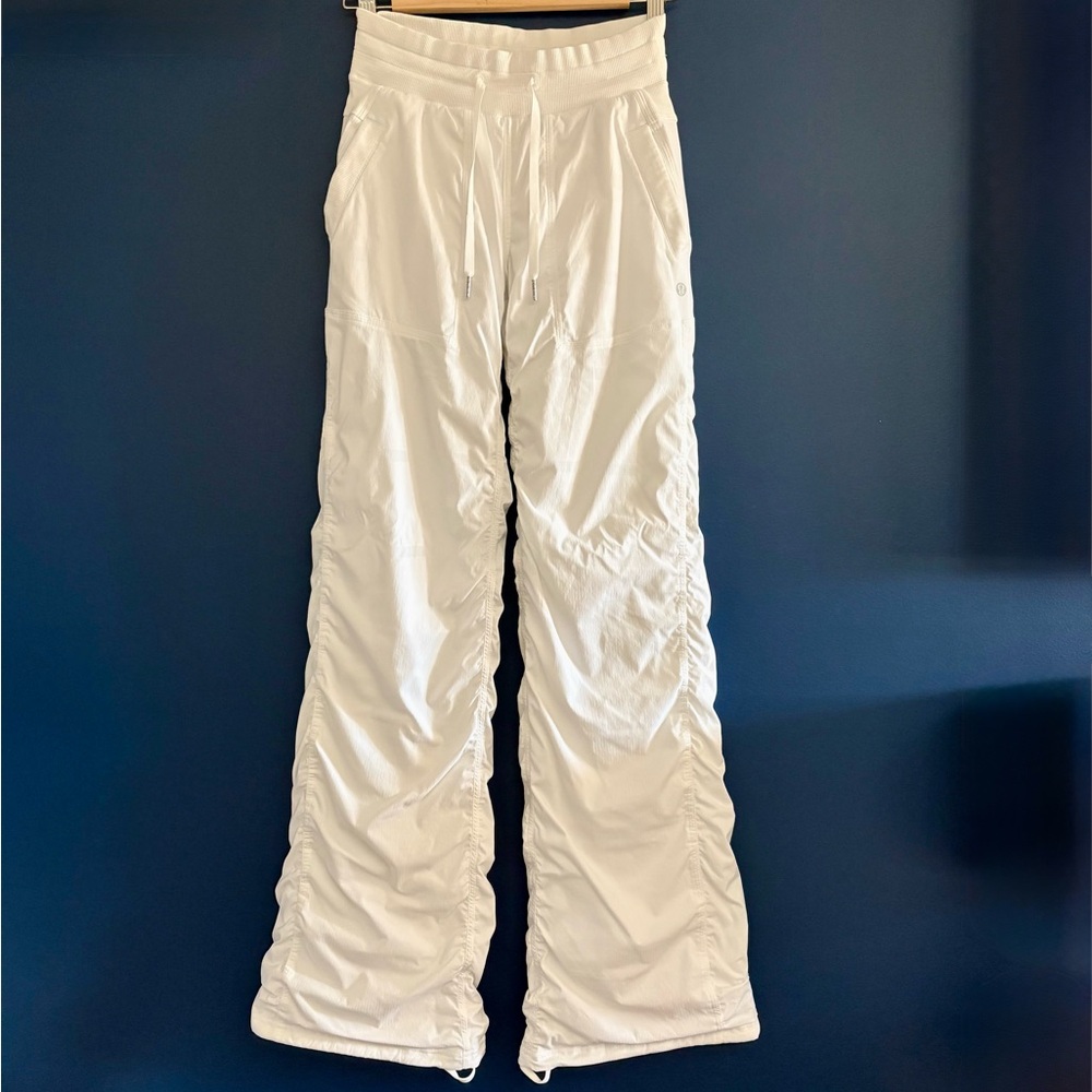 Sz2 Lululemon Studio Pant II *Liner
White